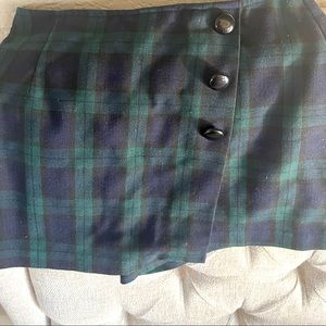 Street magic plaid skort with decorative buttons